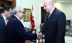 مصادر : واشنطن تضغطُ لمنع حزب الله من المشاركة في حكومة لبنان